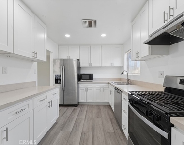 16550 Kalisher Street - Photo Thumbnail 9