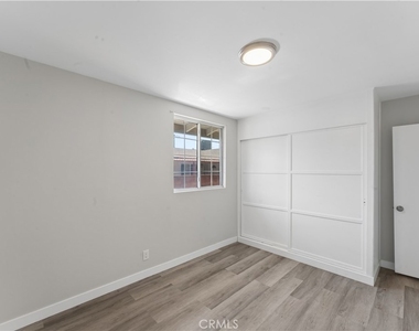 16550 Kalisher Street - Photo Thumbnail 14