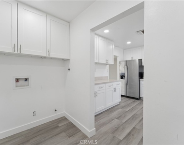 16550 Kalisher Street - Photo Thumbnail 10