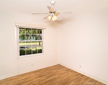 16816 Septo Street - Photo Thumbnail 8