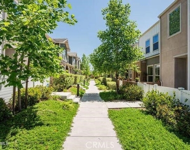 110 Red Brick - Photo Thumbnail 24