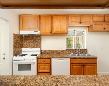 38939 Ocotillo Drive - Photo Thumbnail 4