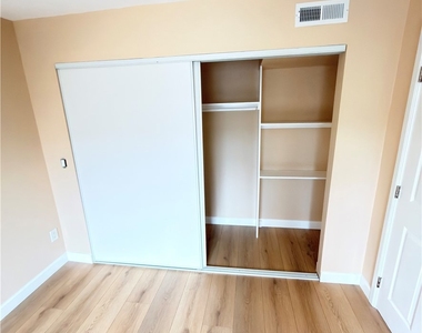 8018 Radford Avenue - Photo Thumbnail 4