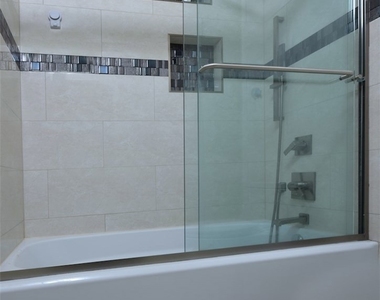 11856 Moorpark Street - Photo Thumbnail 34