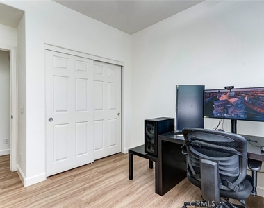 15220 Cambridge - Photo Thumbnail 31