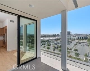 1601 Rivington - Photo Thumbnail 1