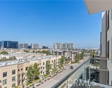 1601 Rivington - Photo Thumbnail 22