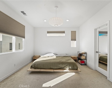 1874 S Westside Drive - Photo Thumbnail 29