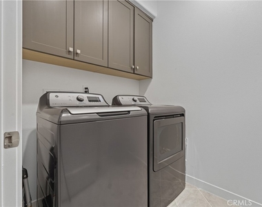 1874 S Westside Drive - Photo Thumbnail 27