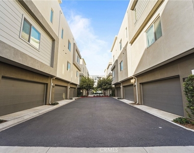 1874 S Westside Drive - Photo Thumbnail 34