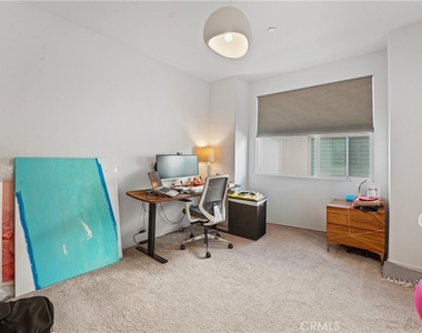 1874 S Westside Drive - Photo Thumbnail 25