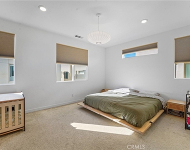1874 S Westside Drive - Photo Thumbnail 28