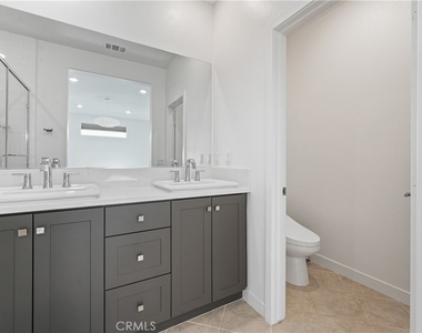 1874 S Westside Drive - Photo Thumbnail 32
