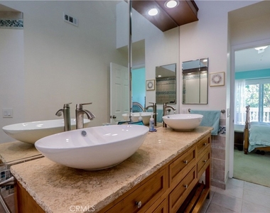431 Cranston Court - Photo Thumbnail 17