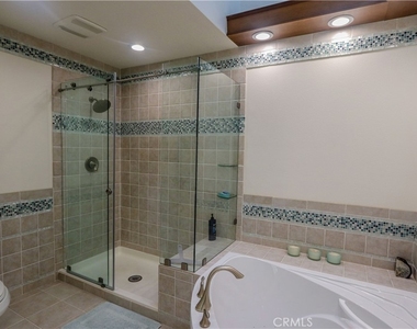 431 Cranston Court - Photo Thumbnail 15
