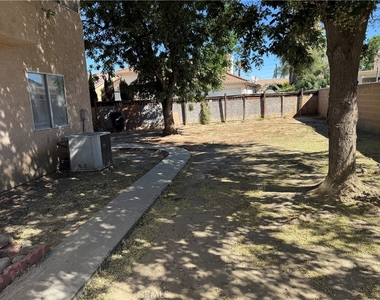 828 Greenwich Court - Photo Thumbnail 15