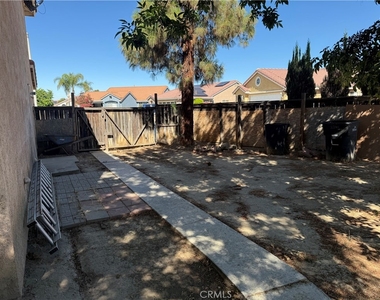 828 Greenwich Court - Photo Thumbnail 14