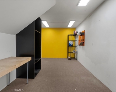 1532 Windsor - Photo Thumbnail 26