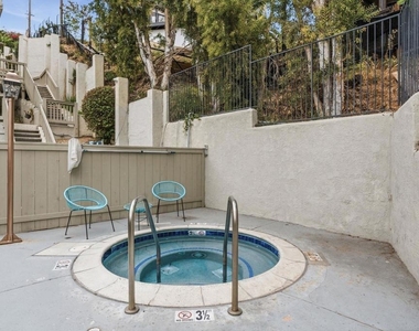 3961 Hortensia Street - Photo Thumbnail 17