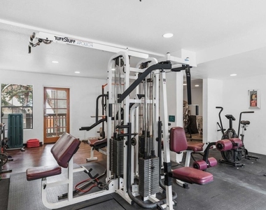 3961 Hortensia Street - Photo Thumbnail 19