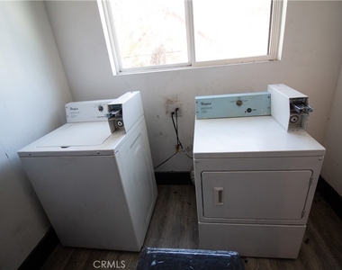 1112 Elden Avenue - Photo Thumbnail 3