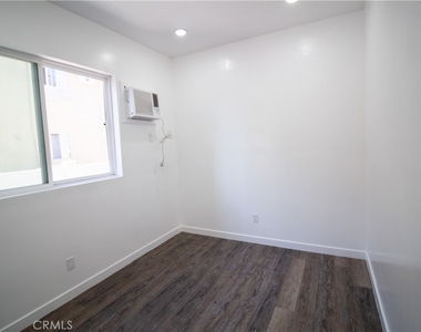 1112 Elden Avenue - Photo Thumbnail 6
