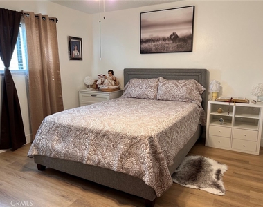 541 Francis - Photo Thumbnail 20