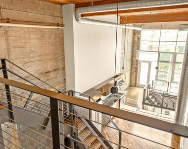 530 S Hewitt Street - Photo Thumbnail 14