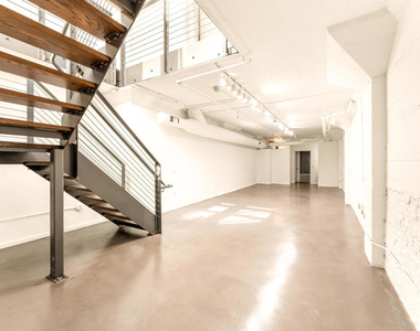 530 S Hewitt Street - Photo Thumbnail 27