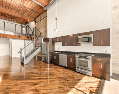 530 S Hewitt Street - Photo Thumbnail 22