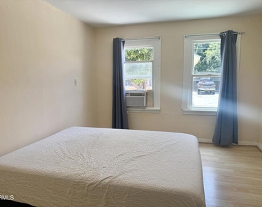 1176 W 38th Street - Photo Thumbnail 7