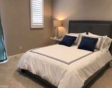 104 Hargrove - Photo Thumbnail 3