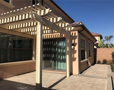 104 Hargrove - Photo Thumbnail 10