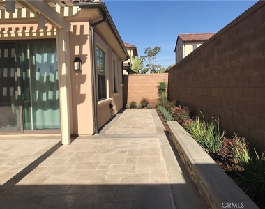 104 Hargrove - Photo Thumbnail 11