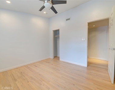 2044 W Spruce Avenue - Photo Thumbnail 18