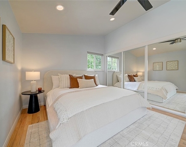 2044 W Spruce Avenue - Photo Thumbnail 33