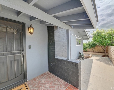 2044 W Spruce Avenue - Photo Thumbnail 53