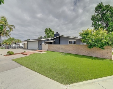2044 W Spruce Avenue - Photo Thumbnail 55