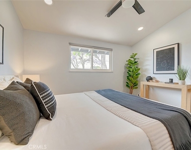 2044 W Spruce Avenue - Photo Thumbnail 29