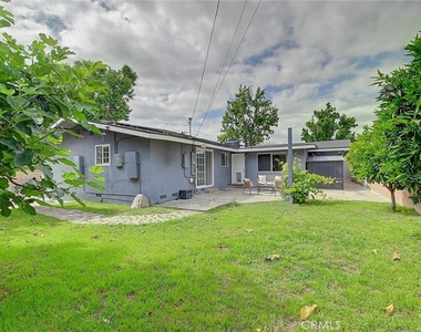 2044 W Spruce Avenue - Photo Thumbnail 47
