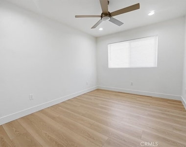 307 N Tustin - Photo Thumbnail 12