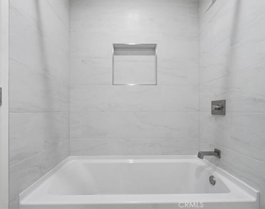 307 N Tustin - Photo Thumbnail 10