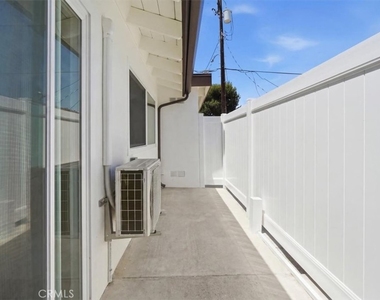 307 N Tustin - Photo Thumbnail 13