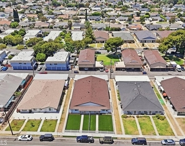 307 N Tustin - Photo Thumbnail 16