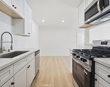 307 N Tustin - Photo Thumbnail 6