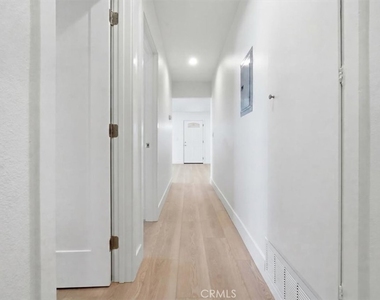 307 N Tustin - Photo Thumbnail 9