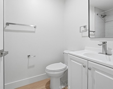 307 N Tustin - Photo Thumbnail 12