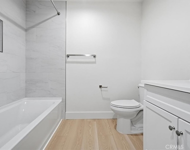 307 N Tustin - Photo Thumbnail 6