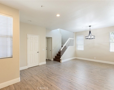 91 Seacountry Lane - Photo Thumbnail 4