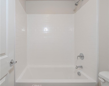 466 Meyer Place - Photo Thumbnail 22